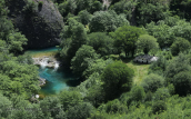 Οι πηγες του Βοιδοματη στο φαραγγι του Βικου